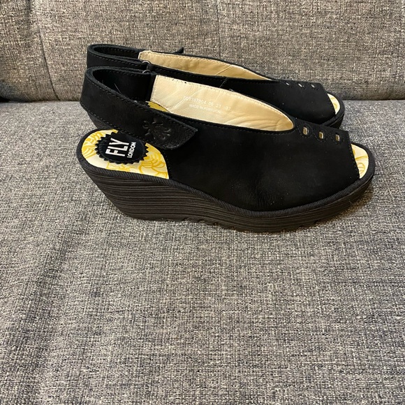 Fly London Yeay Wedge Slingback Black Sandals Women’s Size 37 - Picture 4 of 10